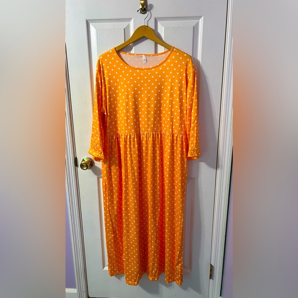 Orange Polka dot dress, size XXL
